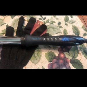 Paul Mitchell Neuro 1” curling wand.